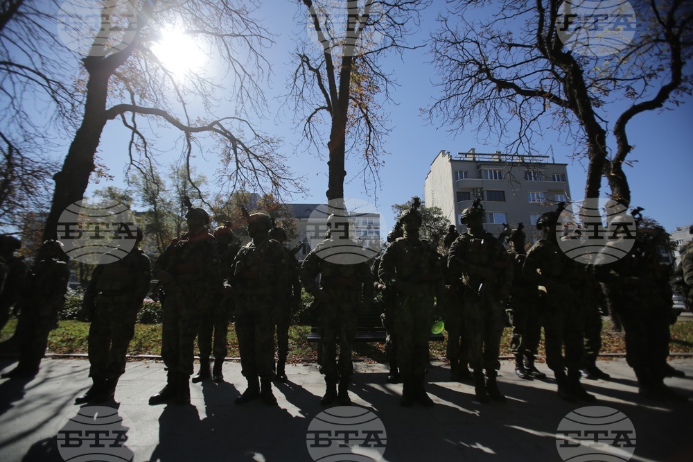 Празник на военните парашутисти - отбелязване