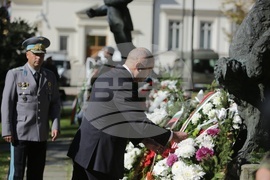 Румен Радев - празник на военните парашутисти - отбелязване