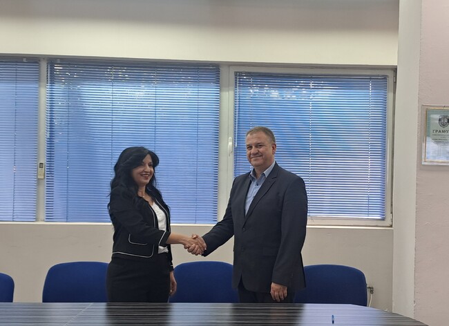 АП – Пловдив: Прокурорите Георги Гешев и Чавдар Грошев встъпиха в длъжност като заместник – административни ръководители на Окръжна прокуратура – Пловдив 