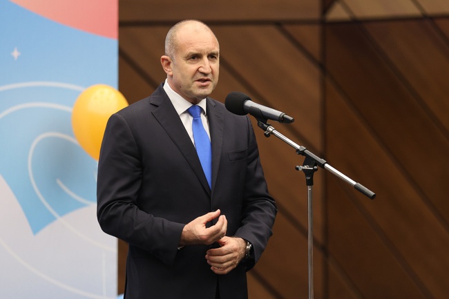 President on UN's Srebrenica Resolution: Bulgarian Government's Display of Hesitation, Inconsistency Is Inappropriate