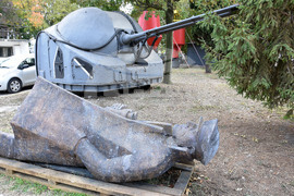 Варна - ВМС база - Паметник на моряка
