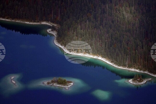 Езерата по света променят цвета си, вероятно заради човешкото въздействие, сочи ново проучване 