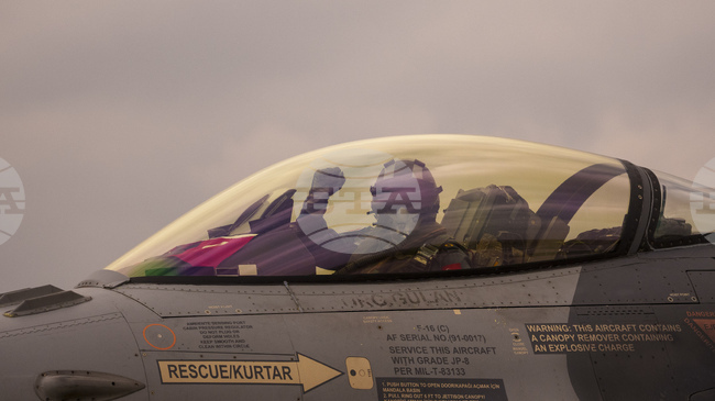 Турция е изпратила изтребители F-16 в Сомалия, твърдят публикации