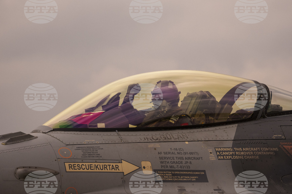 Турция е изпратила изтребители F-16 в Сомалия, твърдят публикации