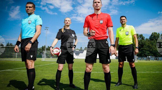 Повече от 200 човека ще се включат в най-новия курс за футболни съдии, организиран от БФС