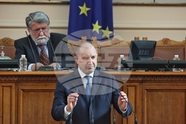 Четиридесет и осмо Народно събрание - първо заседание - откриване - Румен Радев