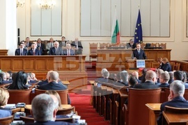 Четиридесет и осмо Народно събрание - първо заседание - откриване - Румен Радев