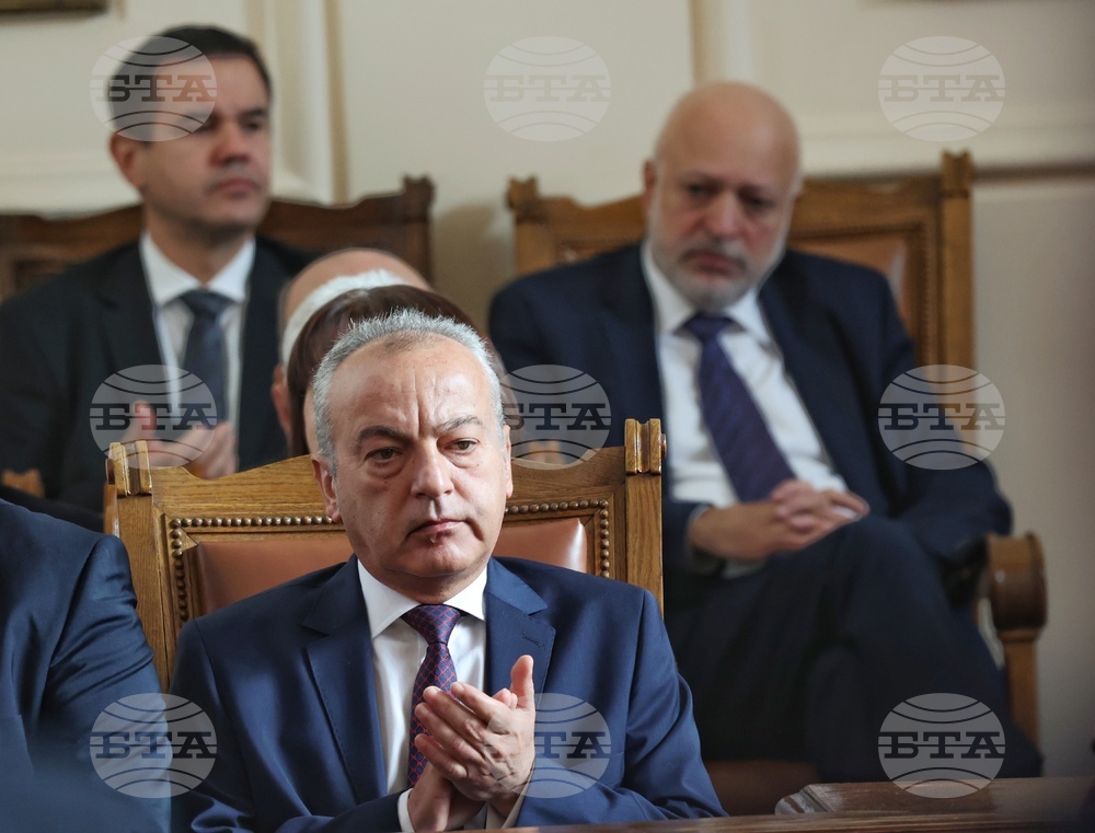 Четиридесет и осмо Народно събрание - първо заседание - Гълъб Донев
