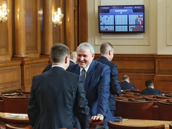 Четиридесет и осмо Народно събрание - първо заседание - откриване