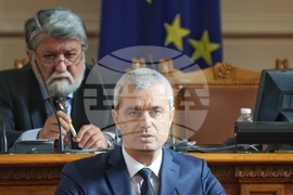 Четиридесет и осмо Народно събрание - първо заседание - Костадин Костадинов