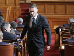 Четиридесет и осмо Народно събрание - първо заседание - откриване