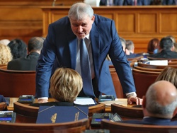 Четиридесет и осмо Народно събрание - първо заседание - Румен Христов