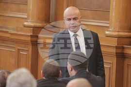 Четиридесет и осмо Народно събрание - първо заседание - откриване