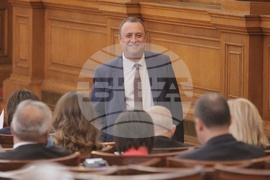 Четиридесет и осмо Народно събрание - първо заседание - откриване