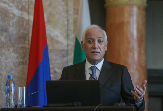 President Khachaturyan Highlights Armenia's Economic Development in Public Lecture at Sofia University