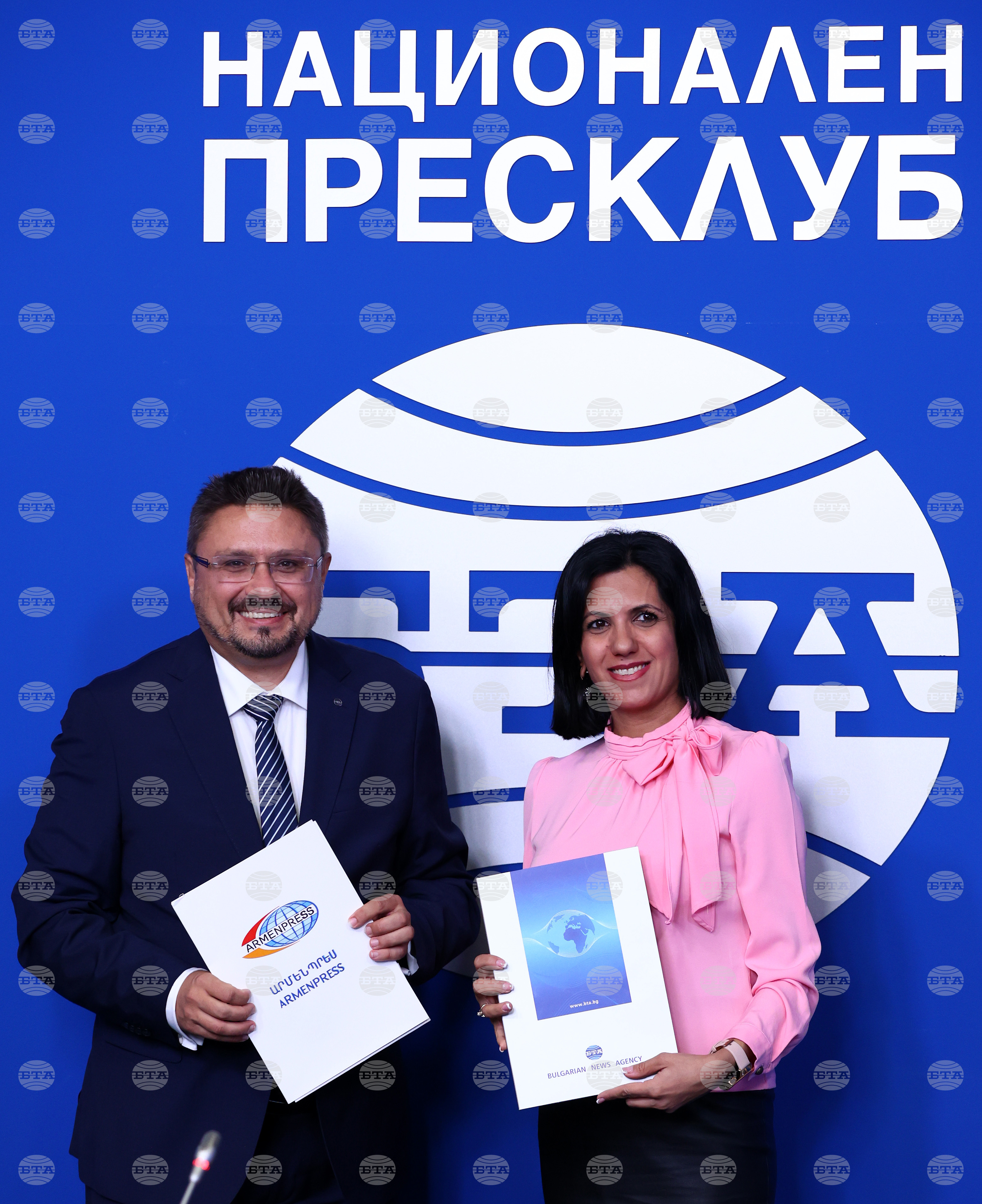 Национален пресклуб - БТА - АРМЕНПРЕС - споразумение - подписване