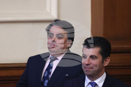 Четиридесет и осмо Народно събрание - първо заседание