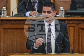 Четиридесет и осмо Народно събрание - първо заседание - Радостин Василев 