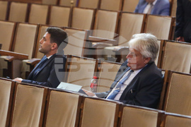 Четиридесет и осмо Народно събрание - първо заседание