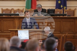 Четиридесет и осмо Народно събрание - първо заседание - Искрен Митев