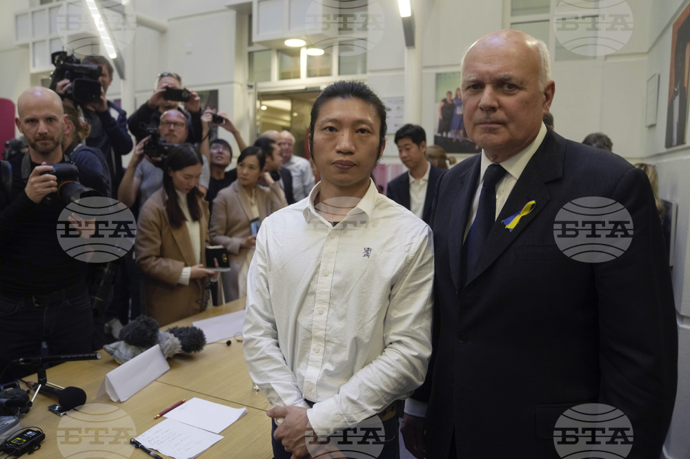 Китай изтегли шестима свои дипломати от Великобритания след нападение срещу демонстрант