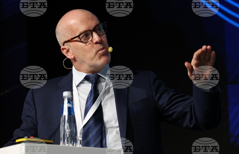 Форум "Шумът на парите"