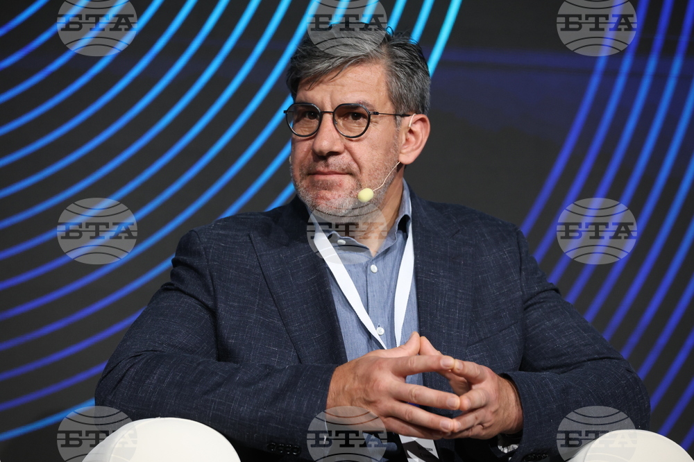 Форум "Шумът на парите"