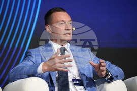 Форум "Шумът на парите"