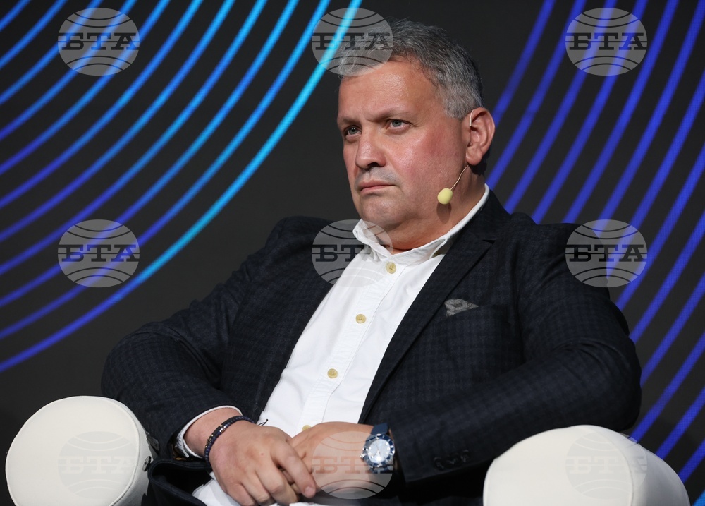 Форум "Шумът на парите"