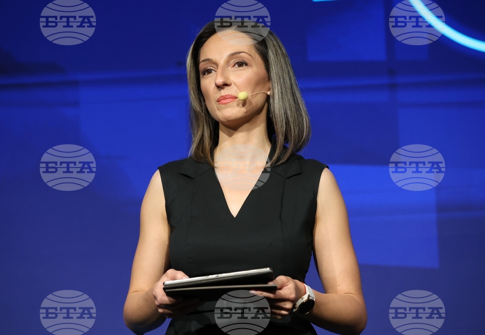 Форум "Шумът на парите"