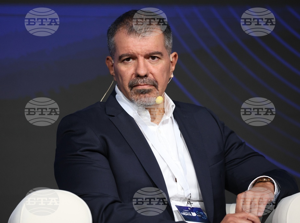 Форум "Шумът на парите"