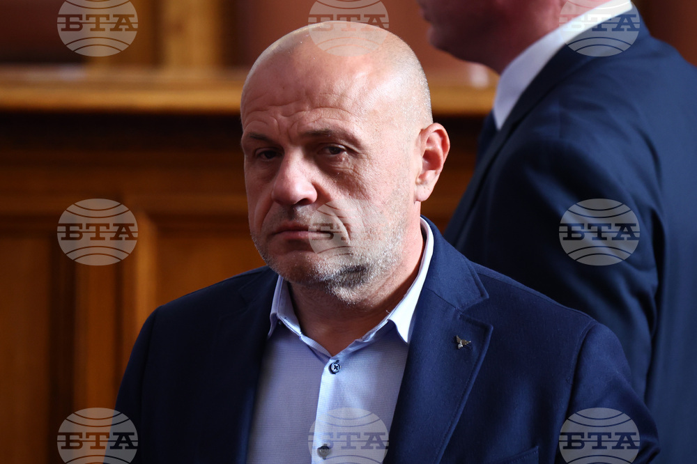 Парламент - заседание - Томислав Дончев