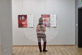 Бургас - изложба - „Пробуждане между редовете“