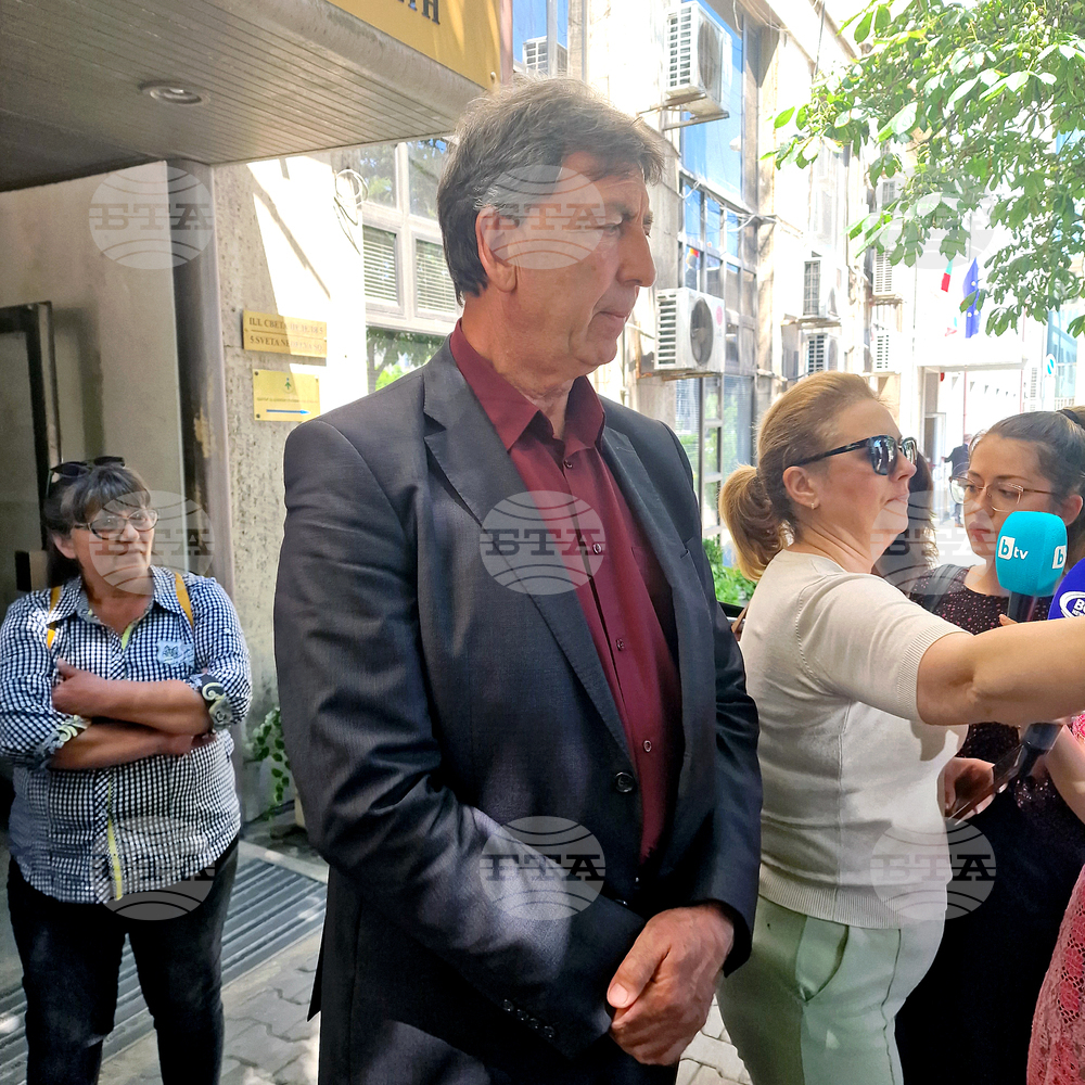 От сумата, предвидена за заплати в центровете за спешна помощ, е оставен резерв за корекции, каза Красимир Митов от синдикат „Защита“