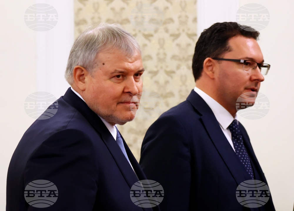 Парламент - Даниел Митов - Румен Христов