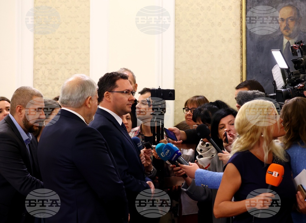 Парламент - Даниел Митов - Румен Христов