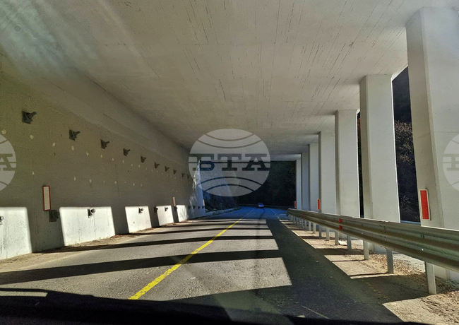 Възстановено е движението по пътя между с. Пастра и Рилския манастир