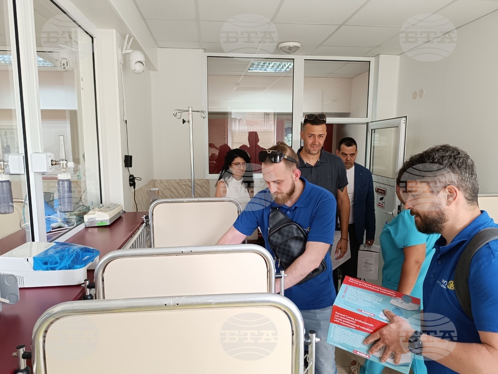 Детското отделение на областната болница в Сливен получи дарение от каузата „За здравето на децата ни“
