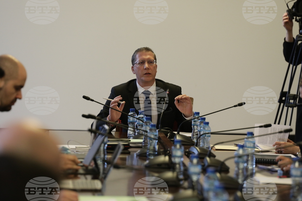 Парламент - Комисия по конституционни и правни въпроси - заседание