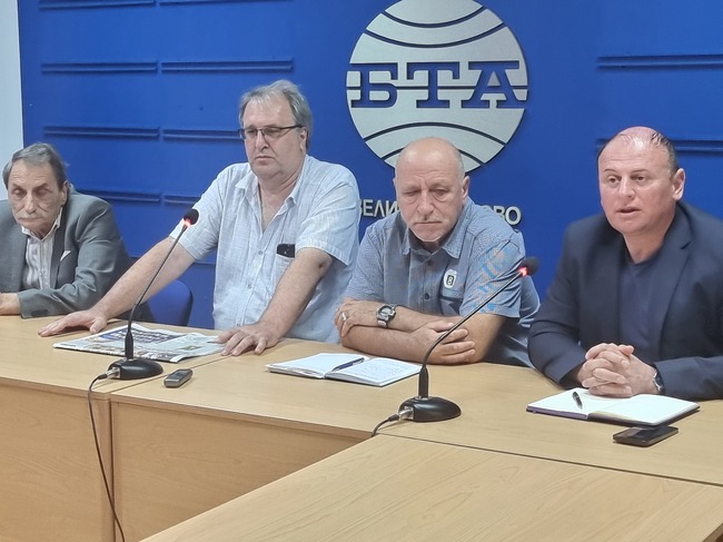 Диспут, организиран от Мирослав Евтимов, водач на листата на Коалиция “Синя България” във Велико Търново