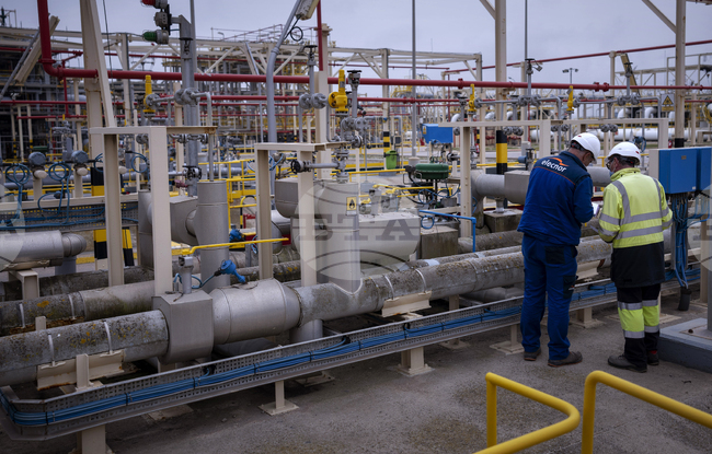 Dangerous dependency: The EU’s plans for a Russian fossil fuel detox