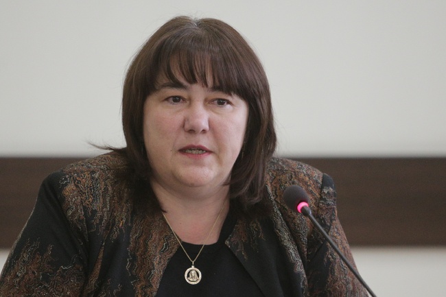 Finance Minister Velkova: Ministry Remains Focused on Bulgaria Eurozone Accession on January 1, 2024