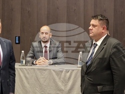 Президентът на Армения лично награди Атанас Зафиров с високо държавно отличие