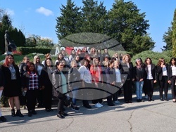 Велико Търново - Вицепрезидентът подкрепи ромски момичета и жени в борбата им за равноправие