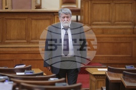 Парламент - заседание - Вежди Рашидов