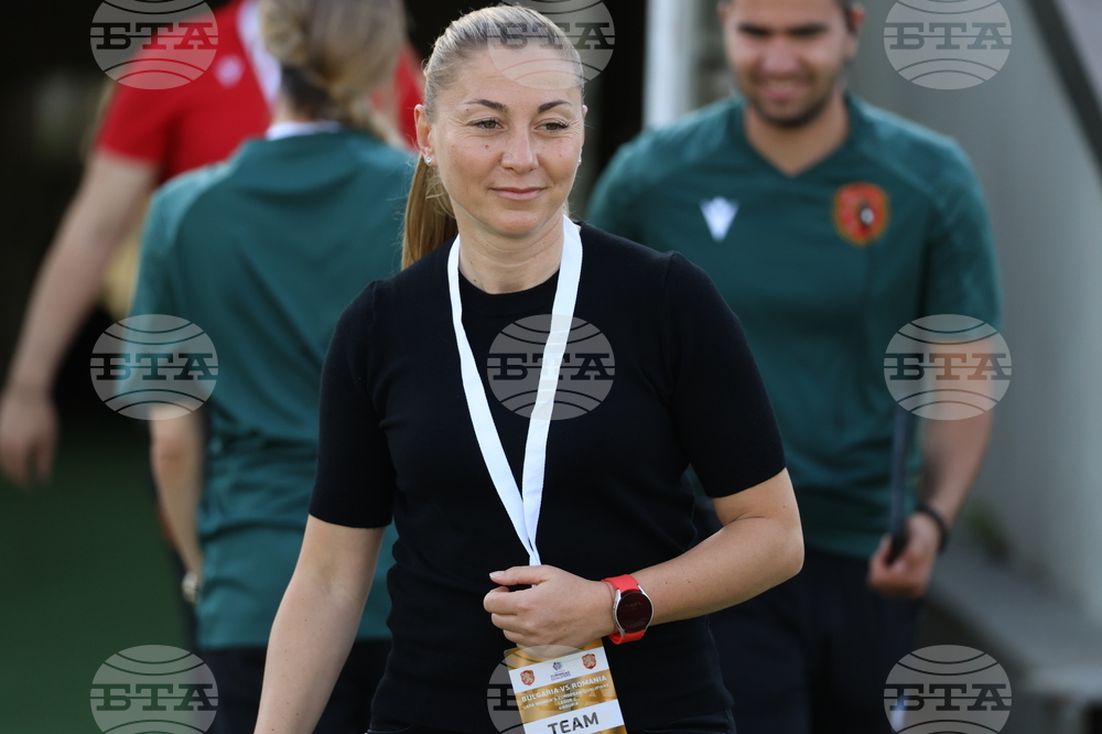 Футбол - Европейска квалификация за жени - България-Румъния