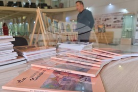 Ямбол - Ваня Велева - книга