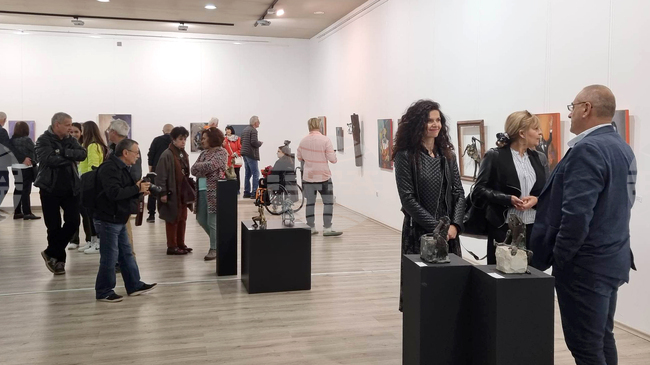 Плевен - изложба - Убавка Тончев - Константин Симеонов