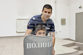 Габрово - полицейска професия - деца - запознаване