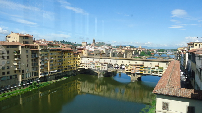 Назначаването на 23-годишната Мия Диоп за заместник областен управител на Тоскана отвори нов фронт в битката между левите и десните в Италия